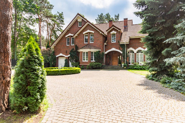 Best Professional Driveway Pavers  in Weston, MO